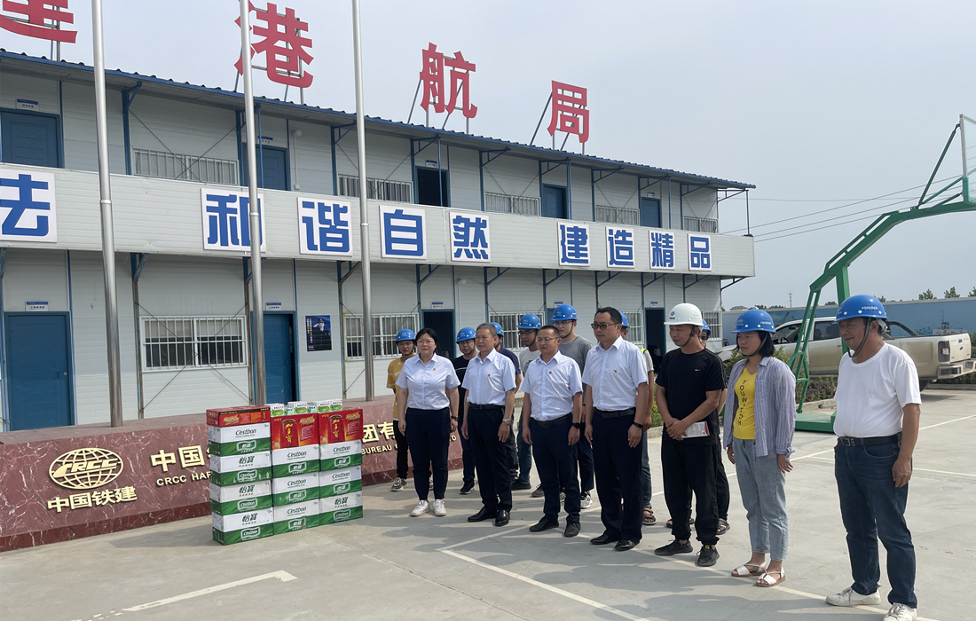 2 送清凉（图）.jpg